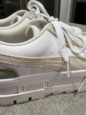 Women’s Puma Mayze Sneakers size 8